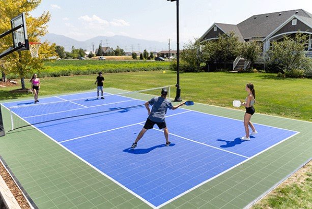 best location for a pickleball court